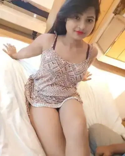 Call Girls in Juinagar
